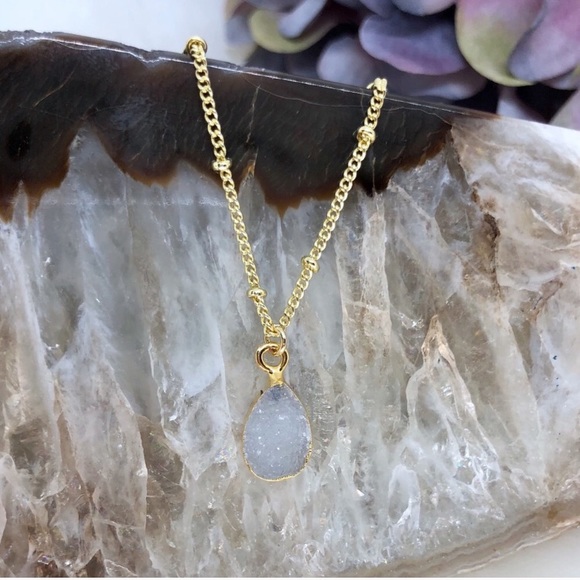 HP Dainty Gold Druzy Necklaces - Picture 4 of 7